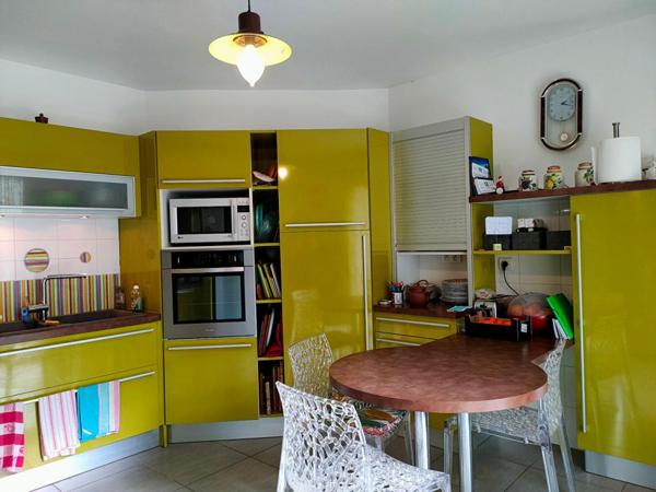 MAISON "ÉCONOME " - 240 m² - 8 PIECES - GARAGE DOUBLE - TERRAIN  3574 m²