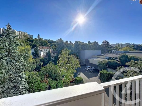 Appartement T5 à vendre  5 pièces - 98,74 m 2   TASSIN LA DEMI LUNE  - 69