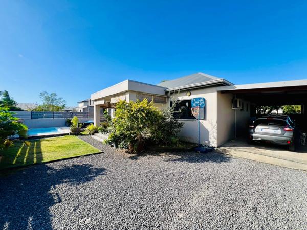 À vendre – Maison F5 de 135 m² sur 692 m² de terrain – Piscine – Saint-André (974)