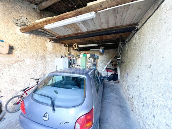 À Vendre Maison de Village plaine de charme 7 pièces 3 chambres à VILLENEUVE (04180)