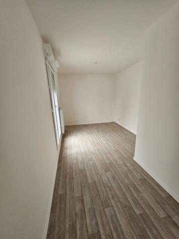 Appartement 4 pièces avec terrasse et parking à louer à CARRIERES SOUS POISSY (78)