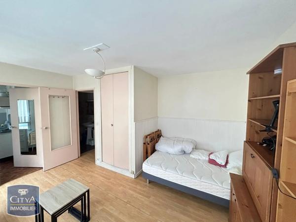 Appartement à louer 1 pièce 22.78m² Paris 15e Arrondissement (75015)