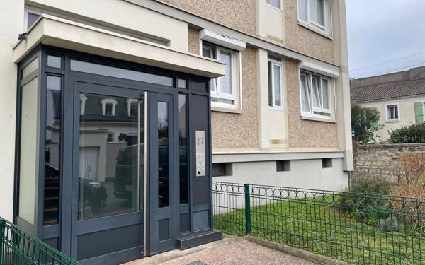 Appartement à vendre    3 pièces • 55,52 m2 Saint-Maur-des-Fossés
