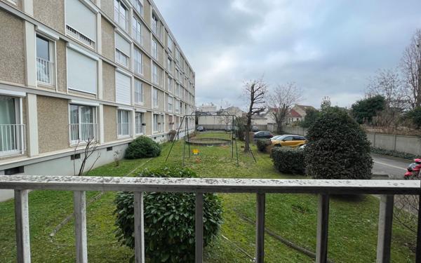 Appartement à vendre    3 pièces • 55,52 m2 Saint-Maur-des-Fossés