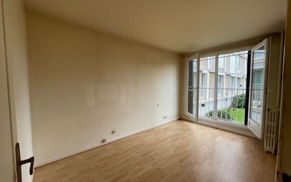 Appartement à vendre    3 pièces • 55,52 m2 Saint-Maur-des-Fossés