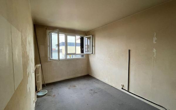 Appartement à vendre    3 pièces • 55,52 m2 Saint-Maur-des-Fossés