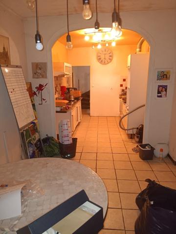 Vente maison de ville Chauvigny (86300), 150.00m² avec 5 pièce(s) dont 3 chambre(s) sur 350.00m² de terrain. La Bruyere Immobilier