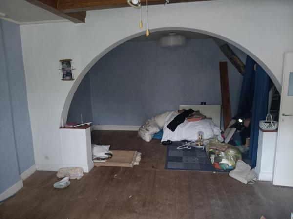 Vente maison de ville Chauvigny (86300), 150.00m² avec 5 pièce(s) dont 3 chambre(s) sur 350.00m² de terrain. La Bruyere Immobilier