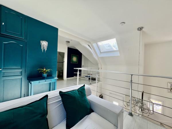 Marcoussis (91460) Propriété d'exception de 342m2 au sol -2 maisons sur la butte de Marcoussis- Piscine- Terrain de 3279m2