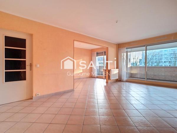 T4 avec balcon résidence Hôtel de ville