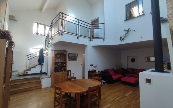 Maison à vendre    4 pièces •  Nogent-l'Artaud