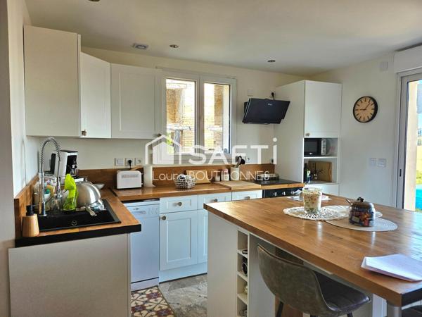 Maisons de caractère de 1700 avec cachet et pigeonnier