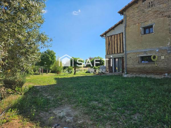 Maisons de caractère de 1700 avec cachet et pigeonnier