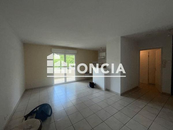 Location Appartement 2 pièces 47 m² - 15 AVENUE MARCEL PAGNOL Gaillac 81600