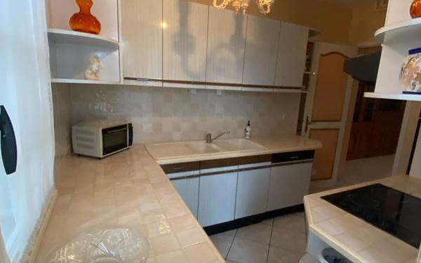 Maison à vendre    8 pièces • 158 m2 Saint-Loubès