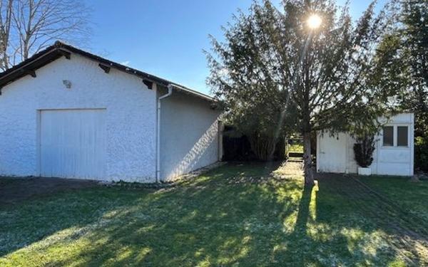 Maison à vendre    8 pièces • 158 m2 Saint-Loubès