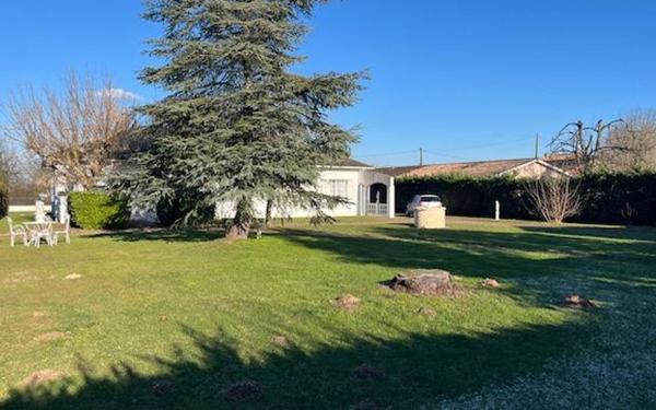 Maison à vendre    8 pièces • 158 m2 Saint-Loubès