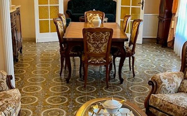 Maison à vendre    8 pièces • 158 m2 Saint-Loubès