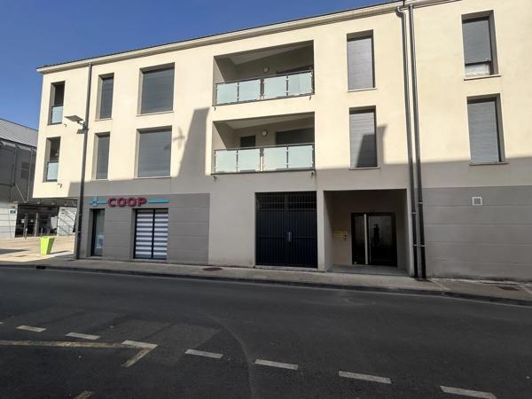 APPARTEMENT F3 NEUVILLE CENTRE