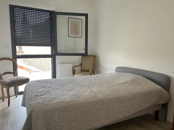 APPARTEMENT F3 NEUVILLE CENTRE