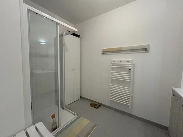 APPARTEMENT F3 NEUVILLE CENTRE