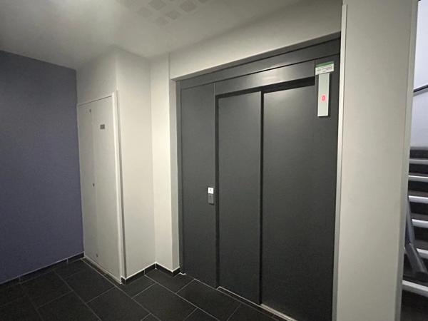 APPARTEMENT F3 NEUVILLE CENTRE