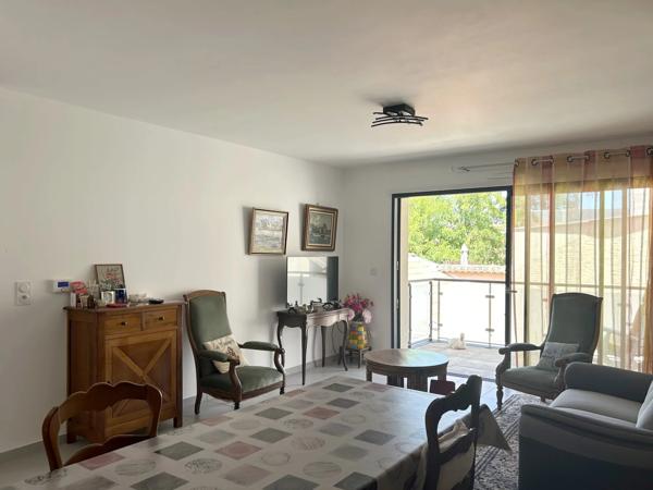 APPARTEMENT F3 NEUVILLE CENTRE