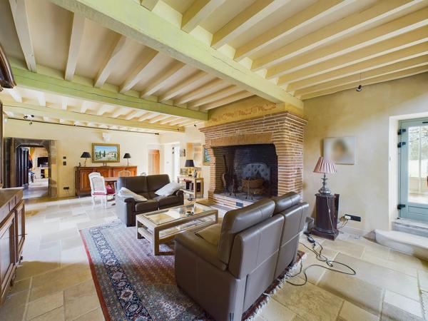 Domaine d'exception au Pays Cordelais avec 5 ha de terrain