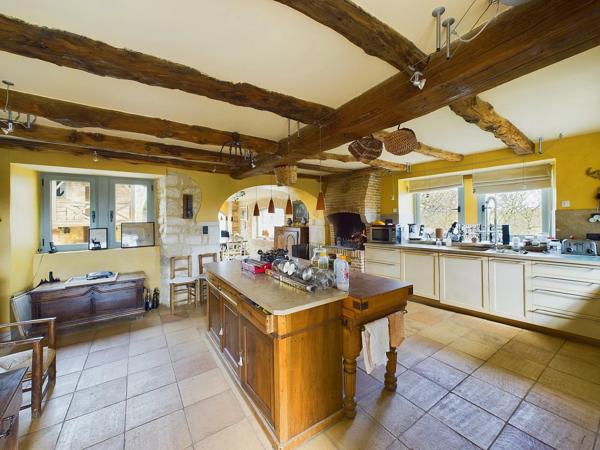 Domaine d'exception au Pays Cordelais avec 5 ha de terrain