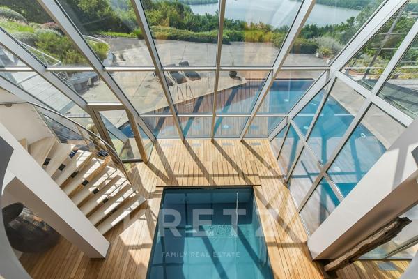 EXCLUSIVITÉ à Moissac – Maison d’architecte avec vue panoramique