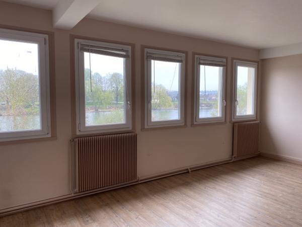 Location Bureau 4 pièces Compiègne (60200)