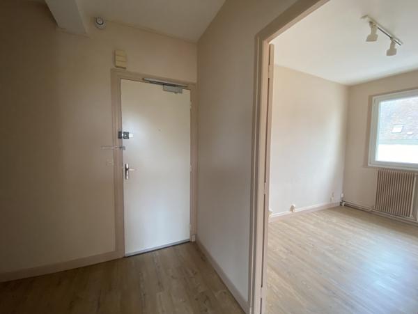Location Bureau 4 pièces Compiègne (60200)