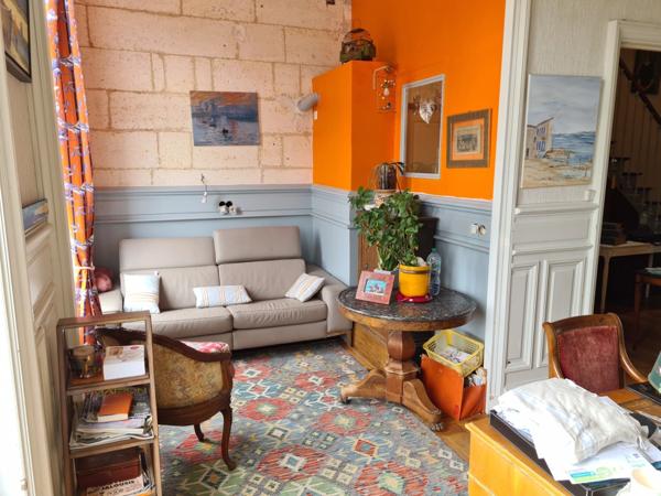 Proximité Cathédrale, maison de caractère.