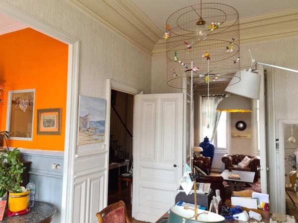 Proximité Cathédrale, maison de caractère.