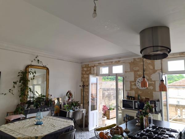 Proximité Cathédrale, maison de caractère.