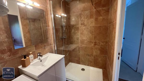 Appartement à louer 2 pièces 34.38m² Saint-Étienne (42000)