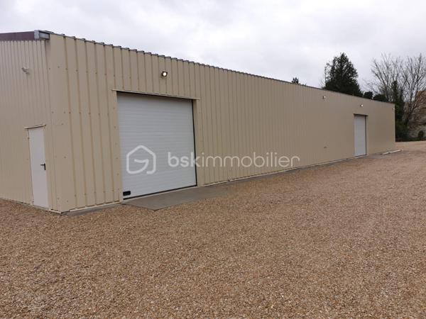 Local d'activités de 360 m²