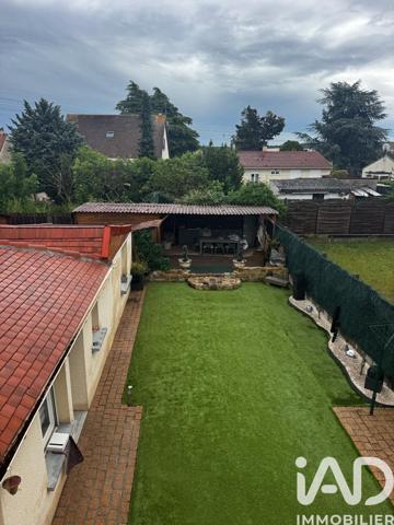 Maison à vendre 7 pièces 178,78 m² Viarmes