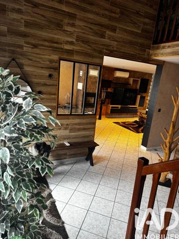 Maison à vendre 7 pièces 178,78 m² Viarmes