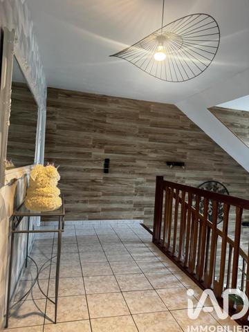 Maison à vendre 7 pièces 178,78 m² Viarmes