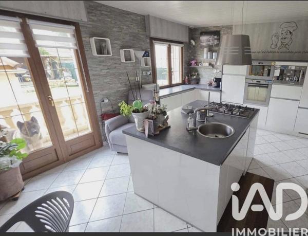 Maison à vendre 7 pièces 178,78 m² Viarmes