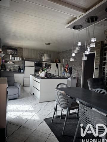 Maison à vendre 7 pièces 178,78 m² Viarmes