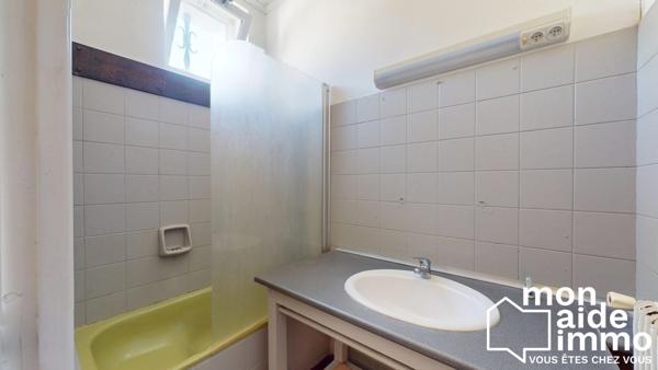 Immeuble de rapport à Préchac, investissement locatif clé en main