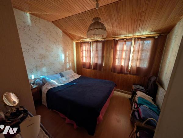 Ensemble de deux maisons à moins de 2 kms de la mer