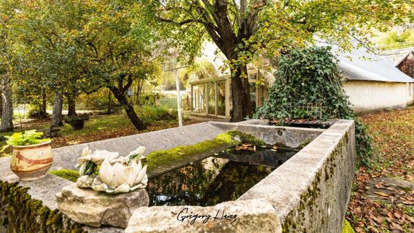 Ancienne bergerie avec terrain de 9000m²