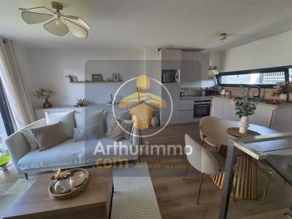 Location                                                      Maison
                        
                     3 pièces                      55 m2                     à Ormesson-sur-Marne