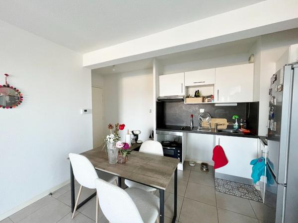 Appartement Blagnac 2 pièces avec balcons et parking