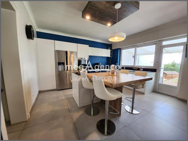 Maison à BOULOGNE-SUR-MER, 62200 - 7 pièces 260m²
