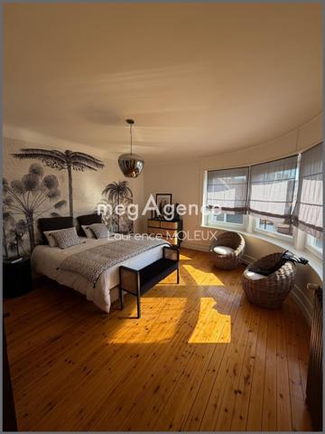 Maison à BOULOGNE-SUR-MER, 62200 - 7 pièces 260m²