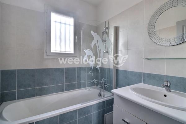 Maison à vendre 4 pièces de 99 m² à Peyrolles-en-Provence